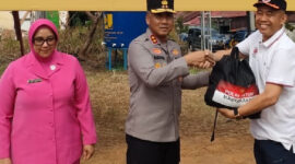 Kapolri Salurkan 5.000 Paket Sembako untuk Korban Gempa Bengkulu (Polri)