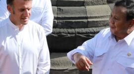Komitmen Indonesia Jaga Toleransi dan Budaya, Prabowo Dampingi Macron di Candi Borobudur