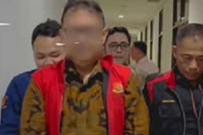 Mantan Sekda Kota Bandung Y.I Resmi Ditahan Usai Ditetapkan Sebagai Tersangka oleh Kejati Jabar