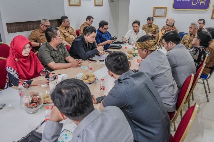 Pimpinan dan Anggota Komisi IV DPRD Kota Bandung (DPRD Bandung)