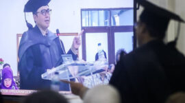 Wakil Wali Kota Bandung Erwin Raih Gelar Doktor dengan Predikat Cumlaude (Diskominfo Bandung)